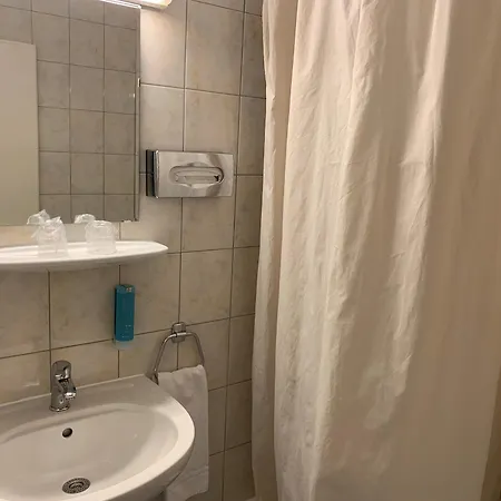 Admiral Otel 3*