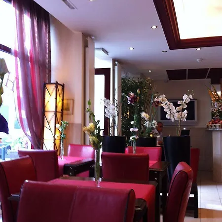 Admiral Hotel